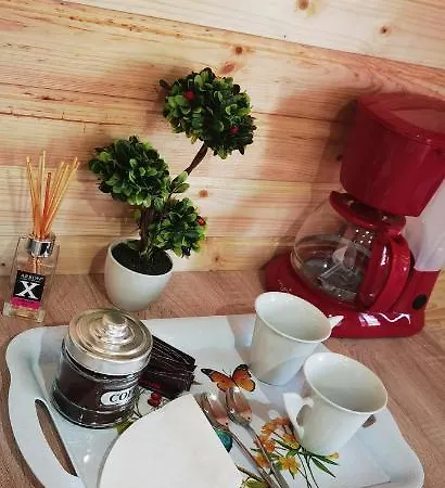 بيت ضيافة Magic Box كونستانتا